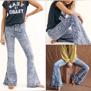 Free People We The Free Dream Lover Paisley Printed Flare Leg Jeans